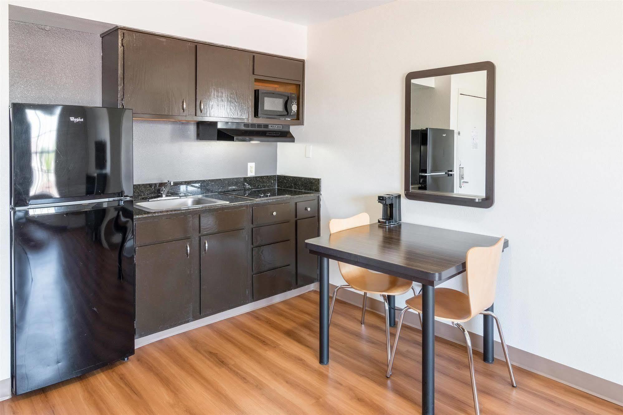 6-arlington, Tx Hotel 4*